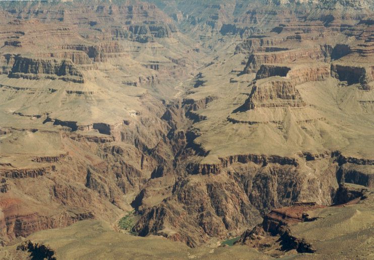 grand canyon5.jpg (100017 Byte)